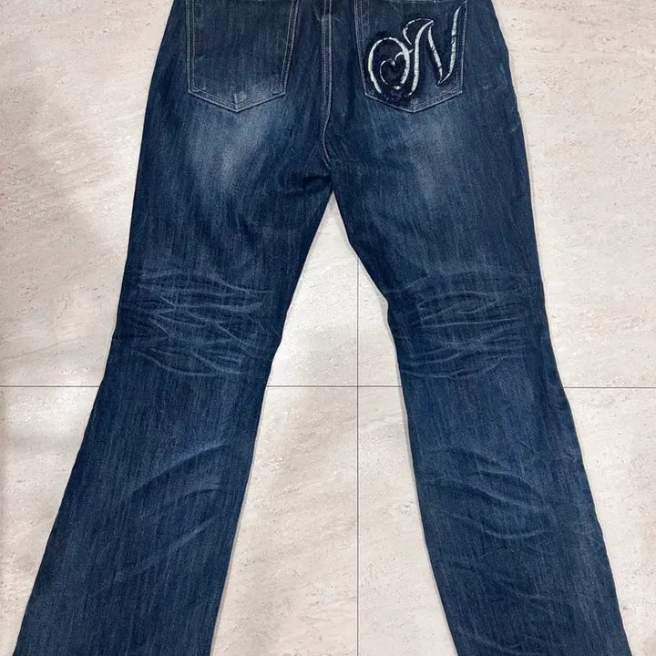 [BUNJANG] Newerlne Burning Pintuck Washed Vintage Denim M / 뉴얼린 버닝핀턱워싱빈티지데님 m
