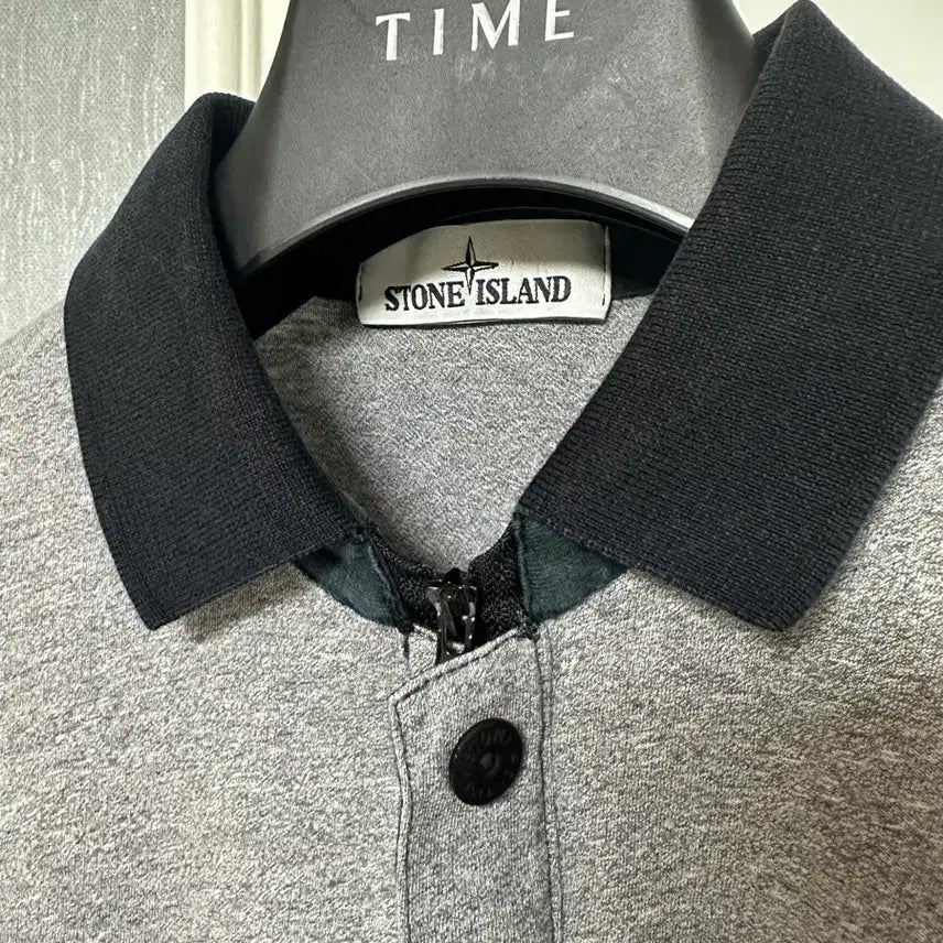 [SOLD OUT] 스톤아일랜드 그레이 카라 반팔 티셔츠 M
