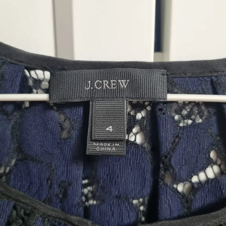[BUNJANG] J.Crew Dark Navy Lace Short-Sleeve Blouse - Size Small (4) / 제이크루 다크네이비 레이스 반팔 블라우스 4사이즈 스몰
