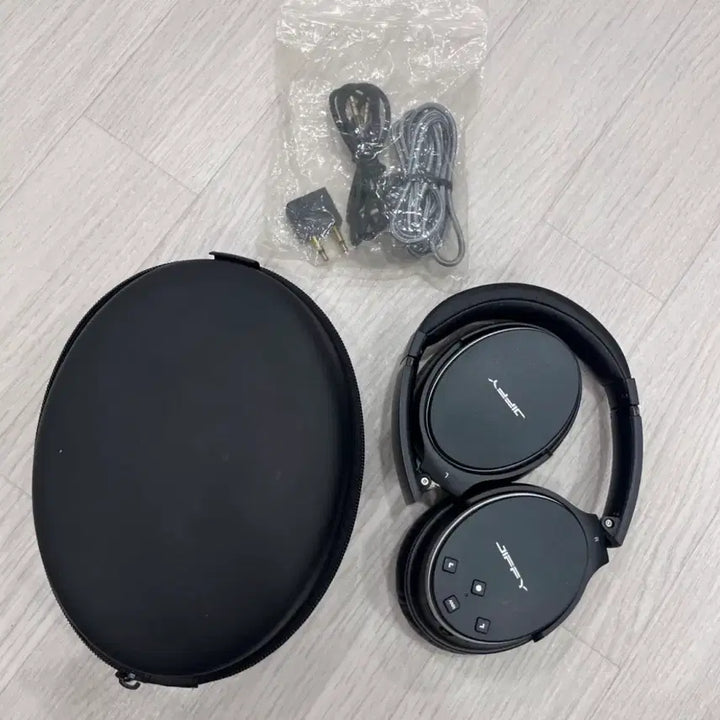 [BUNJANG] JIFFY Black Wireless Headphones with Case / JIFFY 블랙 무선 헤드폰 + 케이스 헤드셋
