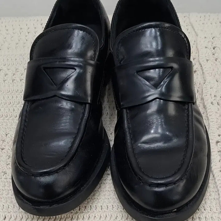 [BUNJANG] Prada Genuine Loafers / 프라다 정품  로퍼 230
