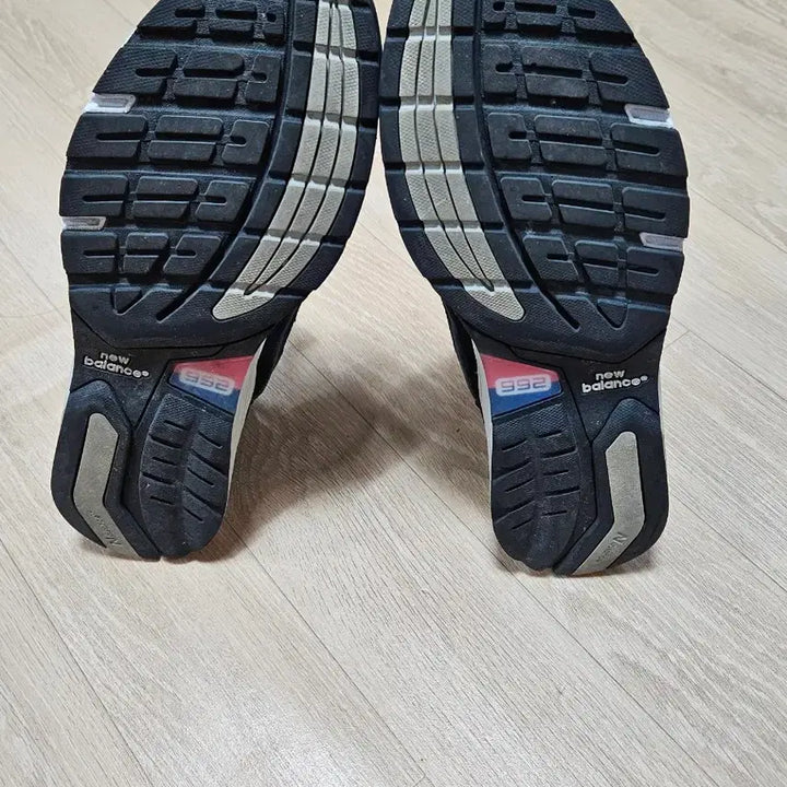 [BUNJANG] New Balance 992 Made in USA Core Navy Sneakers / 뉴발란스 992 메이드 인 USA 코어 네이비