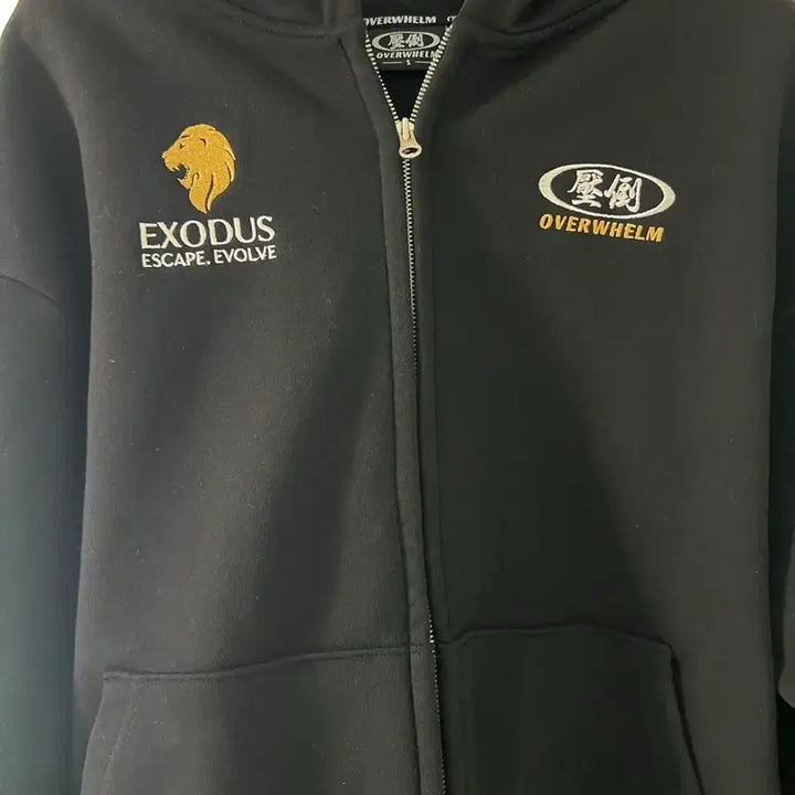 [SOLD OUT] 압도 블랙컴뱃 후드집업 1사이즈