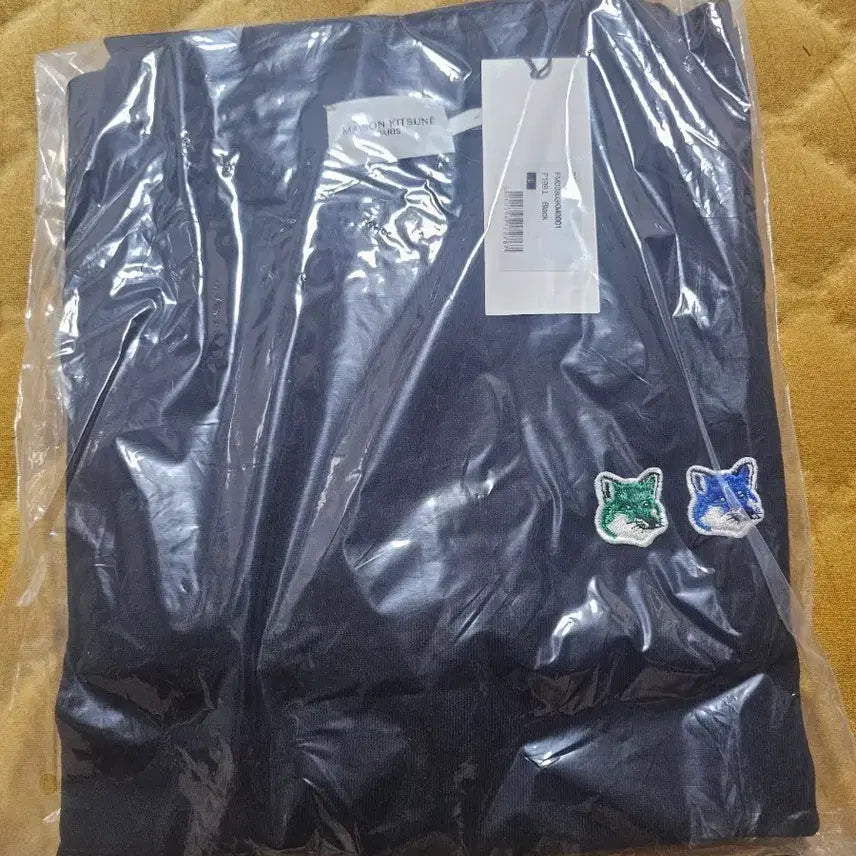 [BUNJANG] Maison Kitsune Fox Embroidered Sweatshirt Black L / 메종키츠네 폭스 자수 맨투맨 블랙 새상품L
