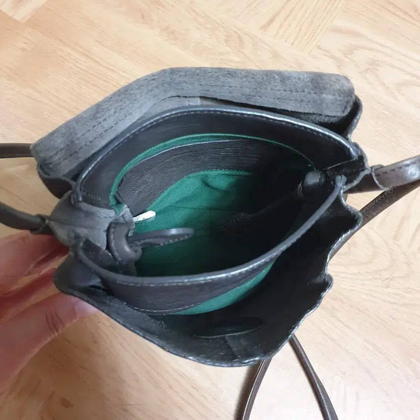[BUNJANG] LITTLE FARMERS Slouchy Mini Crossbag / LITTLE FARMERS 리틀파머스 어린농부 슬라우치 미니 크로스백