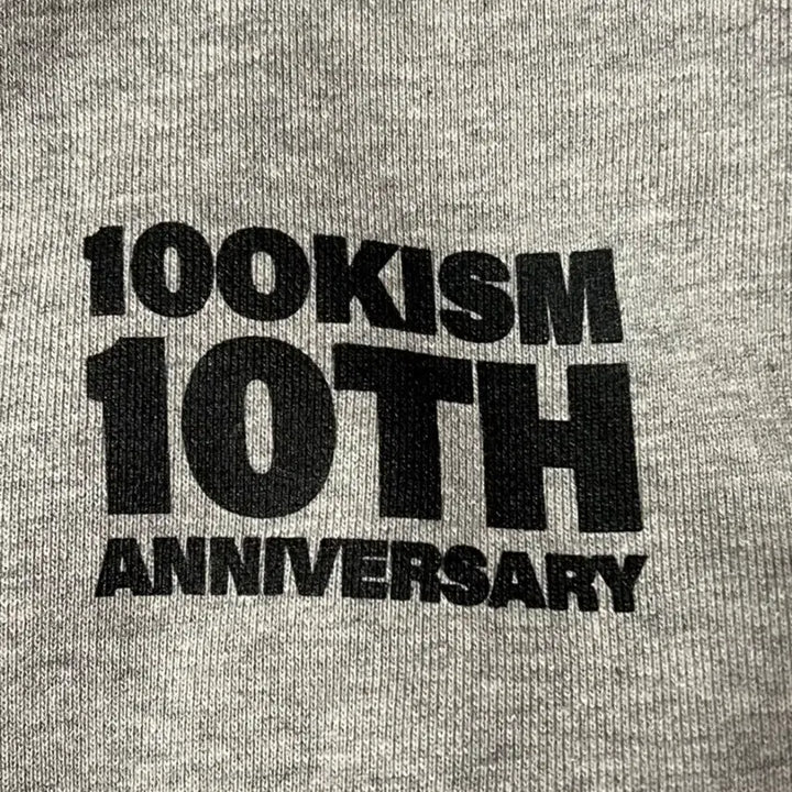 [BUNJANG] 외모지상주의 10주년 팝업스토어 후드티 팝니다 / 외모지상주의 10주년 팝업스토어 후드티 팝니다