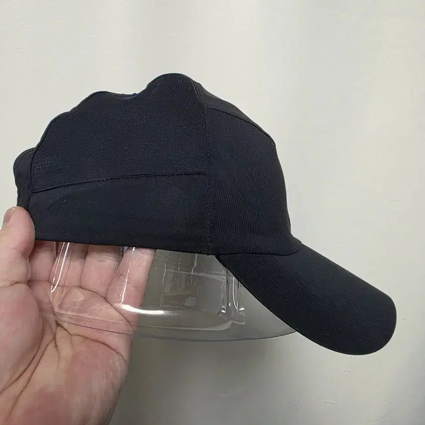 [SOLD OUT] [아크테릭스] 공용 칼버스 볼캡 블랙 S/P-M/M