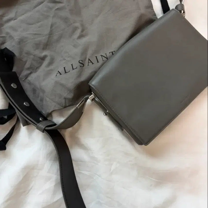 [SOLD OUT] 올세인츠 가죽 크로스백 그레이