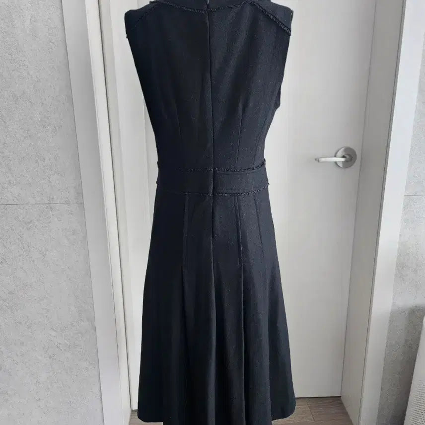[BUNJANG] Black Sleeveless Flare Long Dress / 블랙 민소매 플레어 원피스