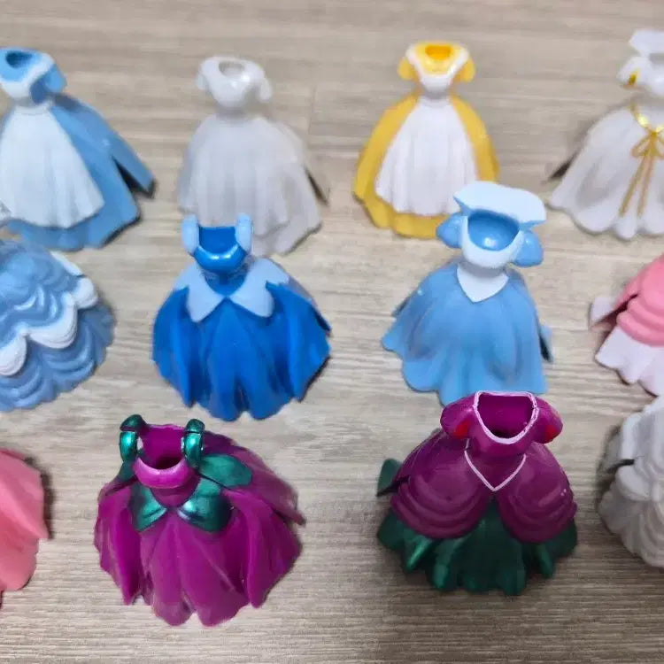 [BUNJANG] Disney Princess Mini Doll House Set / 디즈니 프린세스 미니돌 하우스 인형 옷 포함