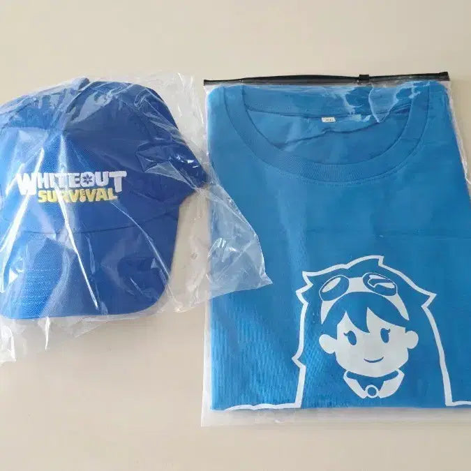 [BUNJANG] Whiteout Survival T-shirt and Hat Set / (새상품) 화이트아웃서바이벌 티셔츠+모자 세트
