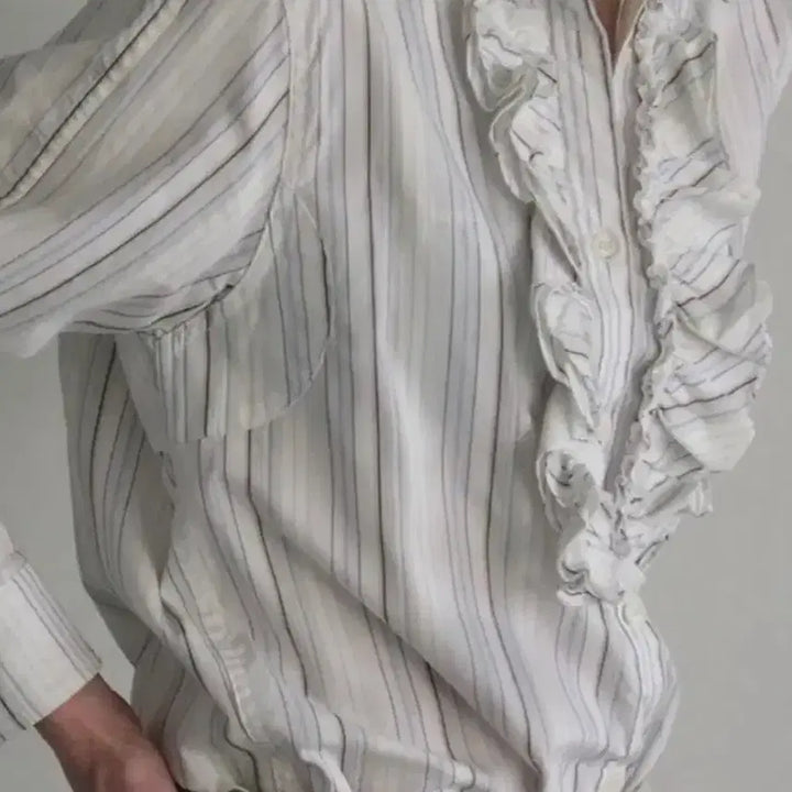 [BUNJANG] eonts Ruffle Shirt / 에옹쓰 러플 셔츠 eonts