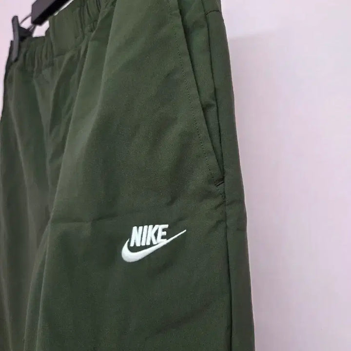 [SOLD OUT] 나이키 남성 카키 우븐 팬츠