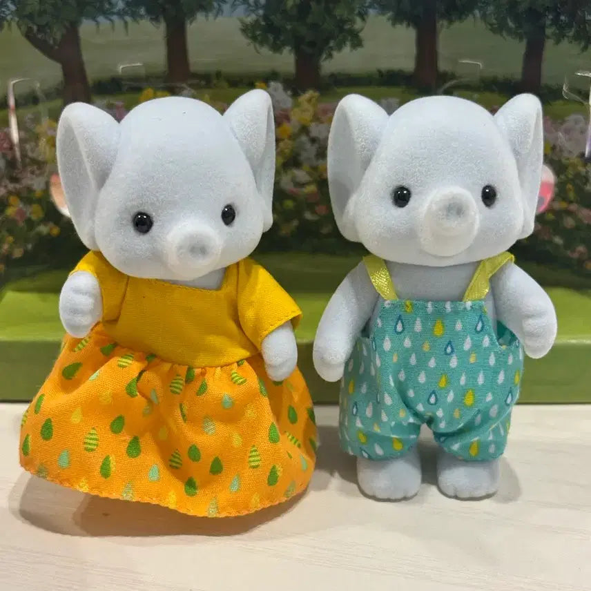 [BUNJANG] Sylvanian Families Elephant Mother Father Doll / 실바니안 엄마 아빠 코끼리 어른 코끼리 일괄