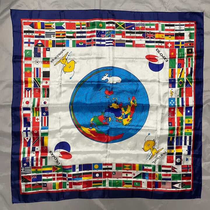 [BUNJANG] 1993 Daejeon Expo Kkumdori Scarf / 1993 대전 엑스포 꿈돌이 스카프