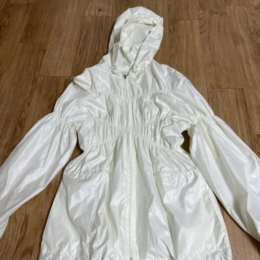 [BUNJANG] Pesto Mountain Shirring Windbreaker Dove / pesto 마운틴 셔링 윈드브레이커 도브 페스토