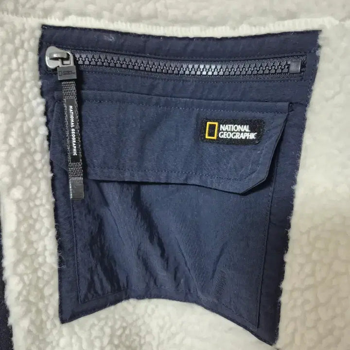 [BUNJANG] National Geographic Fleece Jacket XXL / 내셔널지오그래픽 뽀글이 새옷상태XXL사이즈미스로 한두번입