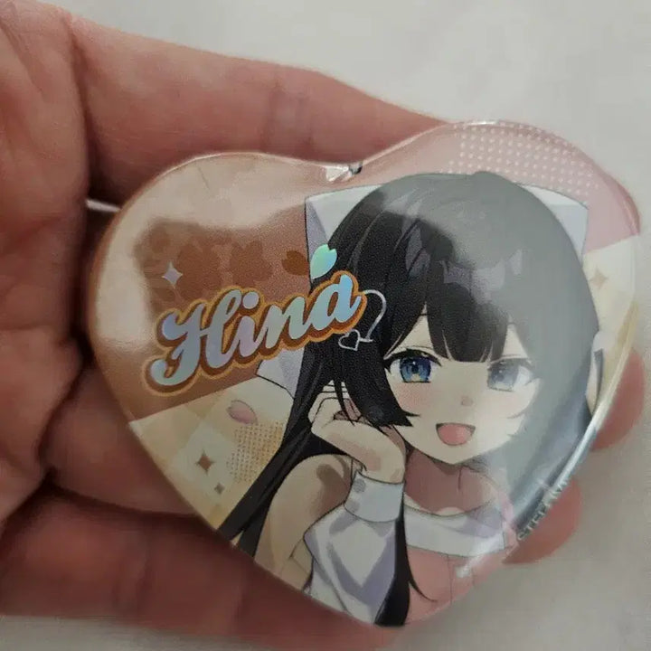 [BUNJANG] Stellive Hina Heart Badge / 스텔라이브 히나 하트 뱃지