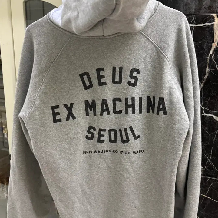 [SOLD OUT] 데우스 서울 후드티 M