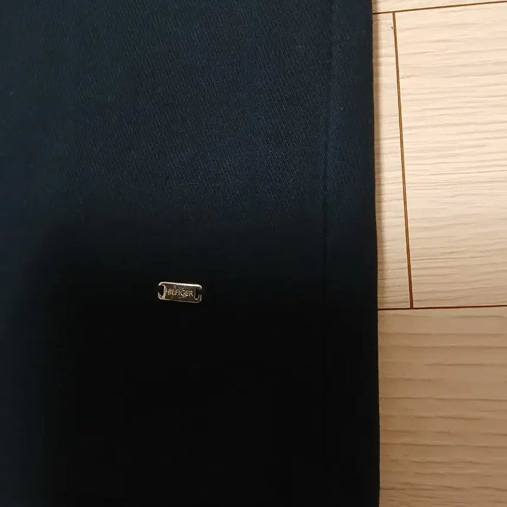 [BUNJANG] Tommy Hilfiger Midi Skirt / 타미힐피거 미디 스커트 봄 치마 정장 치마