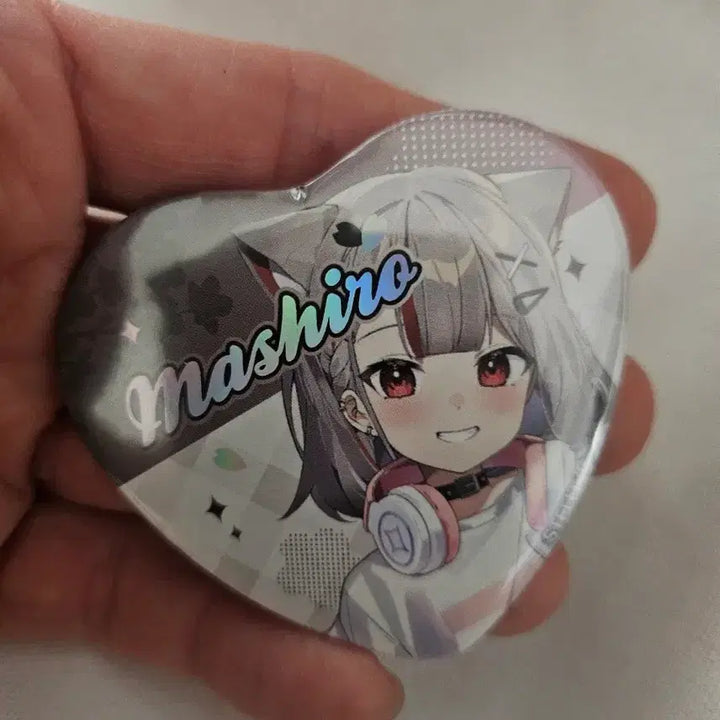 [BUNJANG] Stellive Mashiro Heart Badge / 스텔라이브 마시로 하트 뱃지