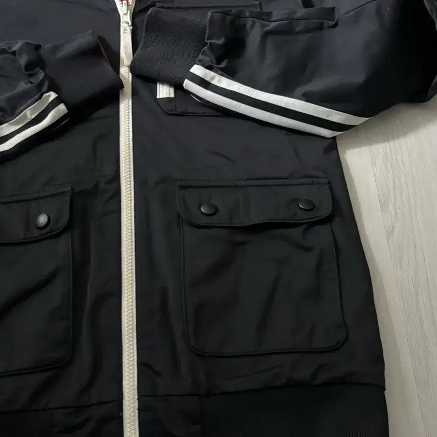 [BUNJANG] Adidas Originals Reversible Track Top (Size 100) / 아디다스 오리지널 트랙탑 러버시블 100