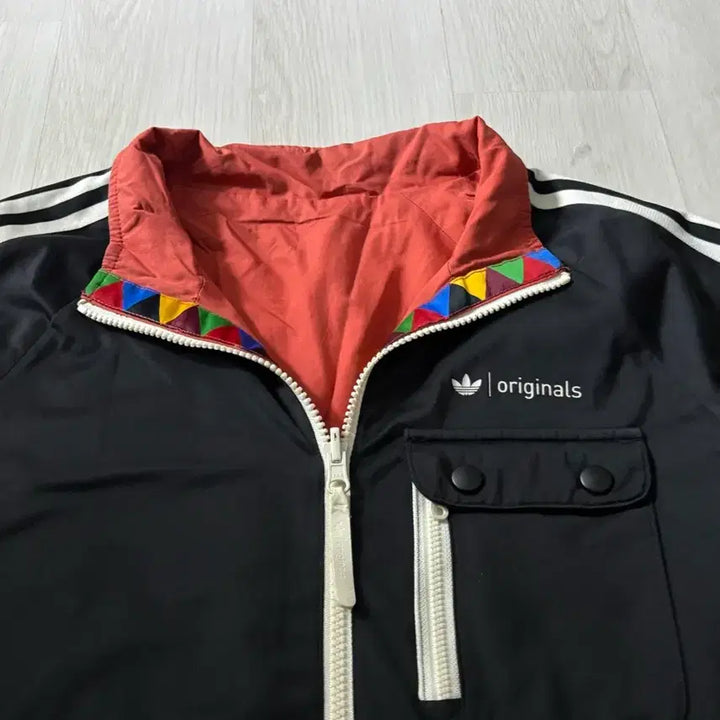 [BUNJANG] Adidas Originals Reversible Track Top (Size 100) / 아디다스 오리지널 트랙탑 러버시블 100