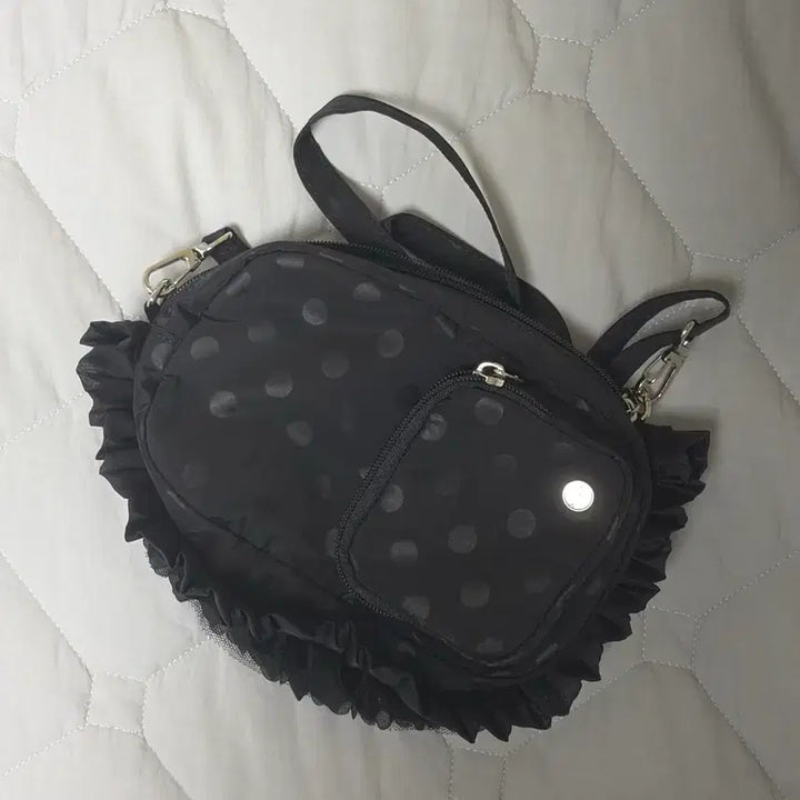 [BUNJANG] The Museum Visitor Dot Frill Mini Bag / 더뮤지엄비지터 도트 프릴 미니백