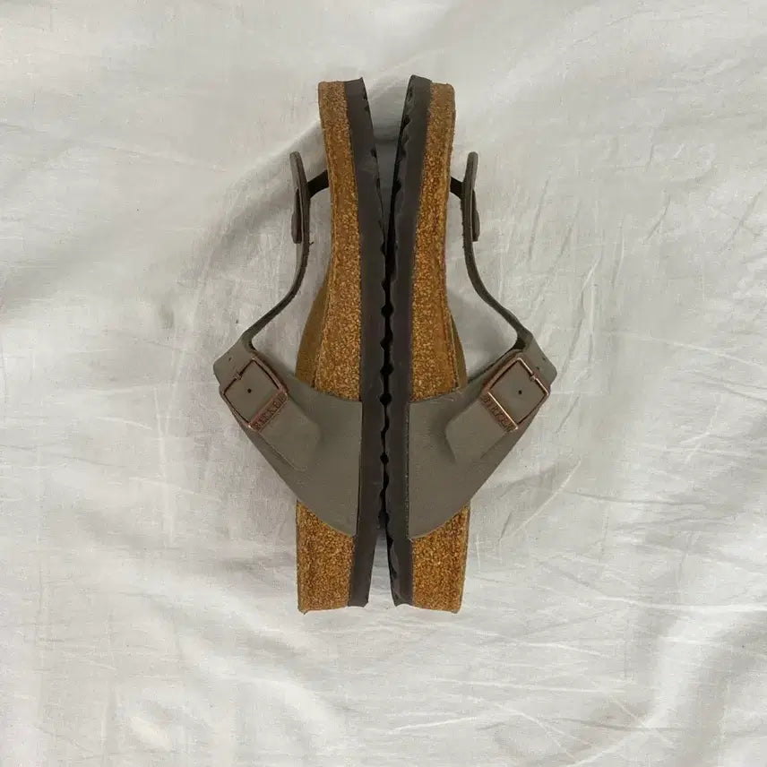 [SOLD OUT] 버켄스탁 지제 샌들 230 <31>