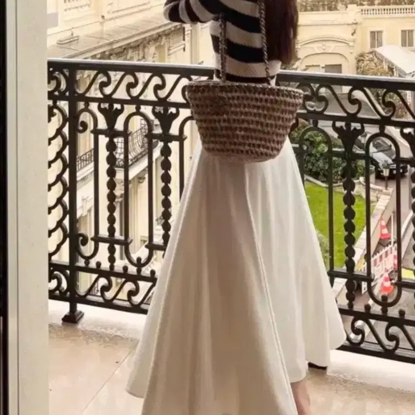 [BUNJANG] The Roland Flare Skirt / 더로랑  플레어스커트