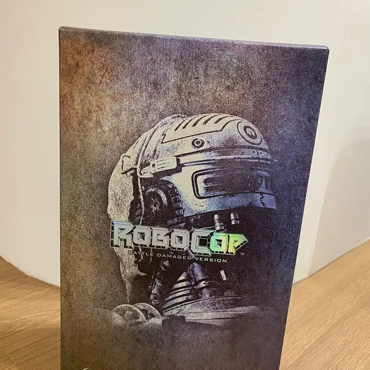 [BUNJANG] Hot Toys RoboCop Battle Damaged Version Figure / 핫토이 로보캅 배틀 데미지 버전