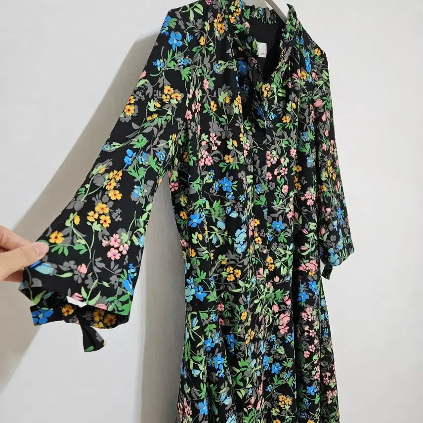 [BUNJANG] Renny Ron Floral Dress / 레니본 플로랄 원피스