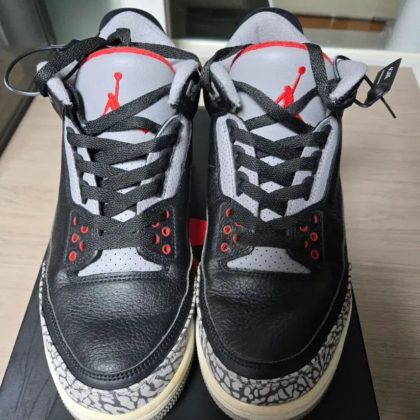 [BUNJANG] Nike Air Jordan 3 Black Cement Sneakers / 나이키 에어 조던 3 블랙 시멘트 265