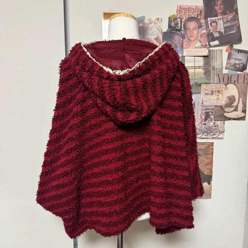 [BUNJANG] Mori Girl Hagumi Red Hooded Cape / 성냥팔이 모리걸 하구미 레드 후드 망토