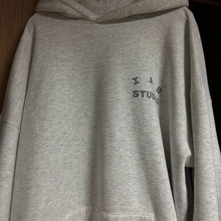 [SOLD OUT] 아이앱스튜디오 후드티 팝니다(오늘 구매시 6)