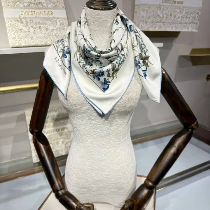 [SOLD OUT] 디올 양면 프린트 새틴 스카프 90cm