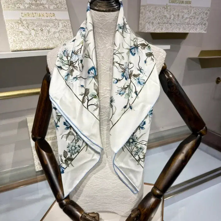 [SOLD OUT] 디올 양면 프린트 새틴 스카프 90cm