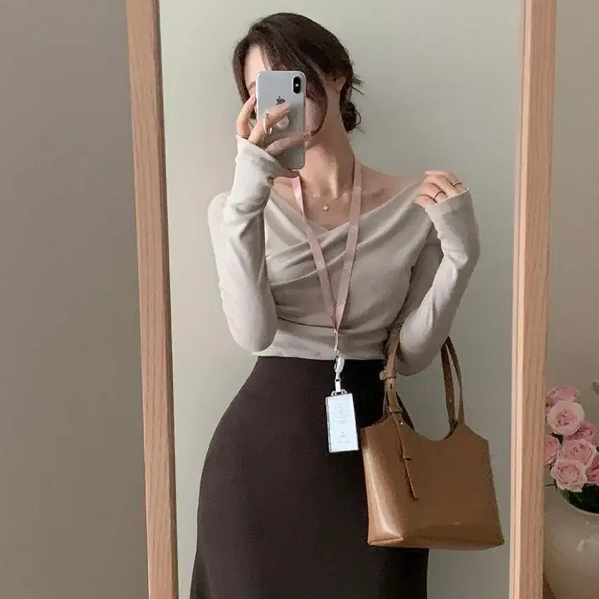 [BUNJANG] Pervit Rosanna Yeri-fit Wrap Silhouette Top / 퍼빗 제작 로잔나 여리핏 랩 실루엣 티 가내스라 제니오