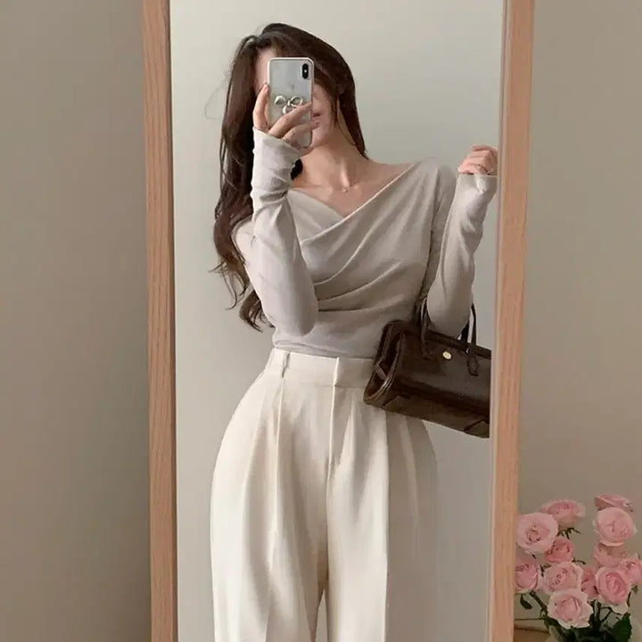 [BUNJANG] Pervit Rosanna Yeri-fit Wrap Silhouette Top / 퍼빗 제작 로잔나 여리핏 랩 실루엣 티 가내스라 제니오