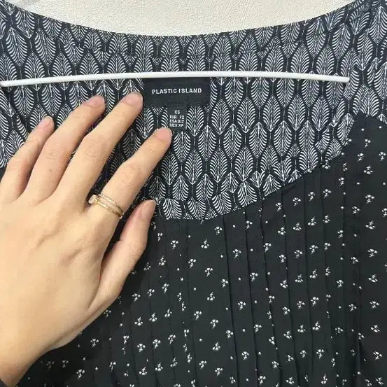 [BUNJANG] Plastic Island Black Pattern Dress / 플라스틱 아일랜드  원피스
