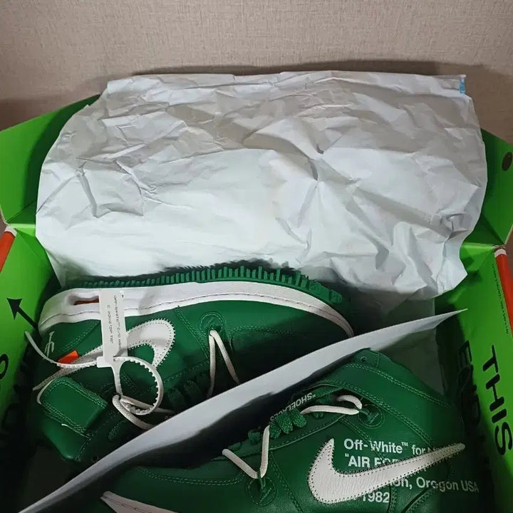 [BUNJANG] Nike Off-White Air Force 1 Mid Green Sneakers / 나이키 x 오프화이트 에어포스1 미드 그린