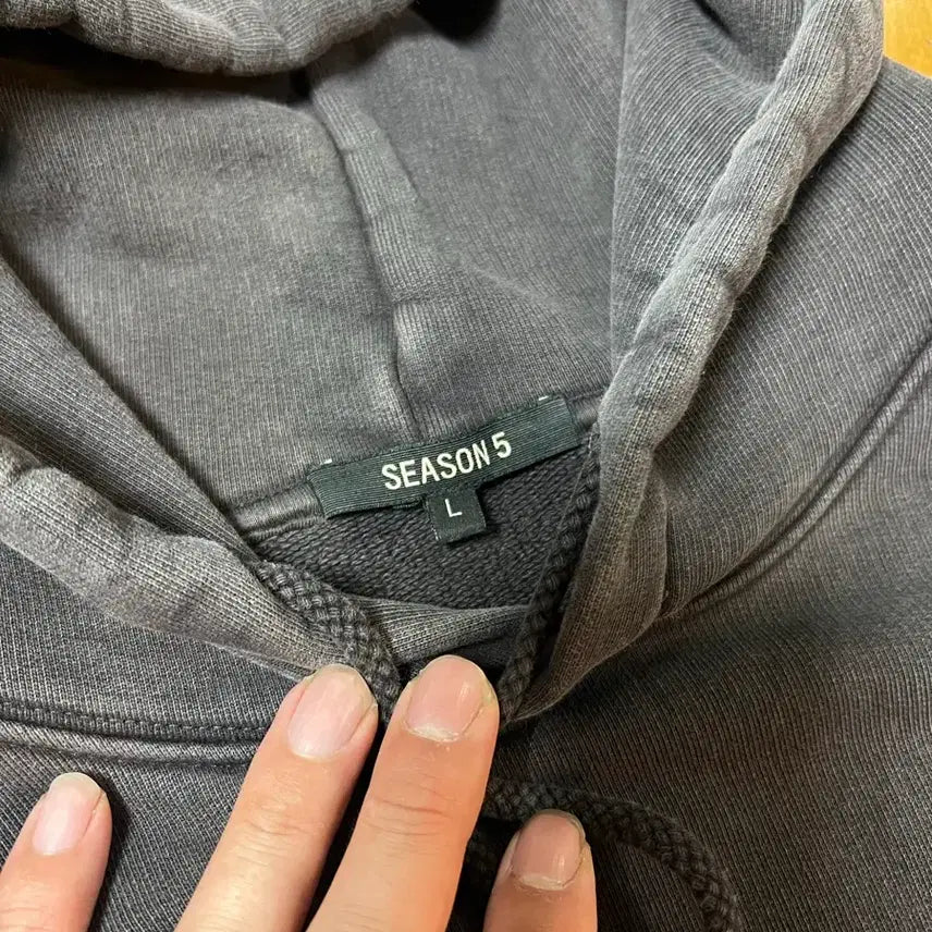 [SOLD OUT] Yeezy Season 5 Hoodie