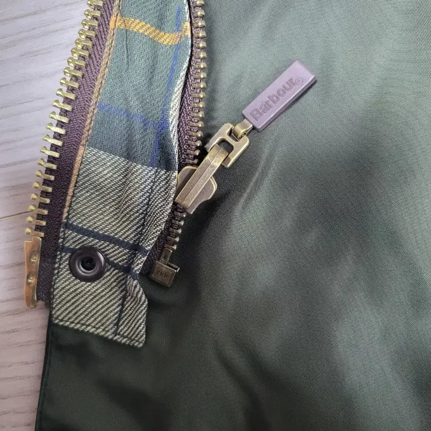 [BUNJANG] Barbour Bedale Non-Wax Sage Jacket (Size 40) / 바버 클레식 비데일 논왁스 세이지(40사이즈) 새상품