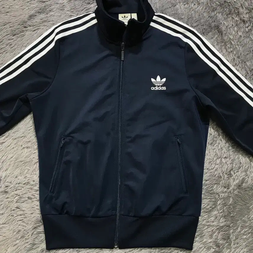 [SOLD OUT] [여성 L, A급] 아디다스(ADIDAS) 파이어버드 트랙탑