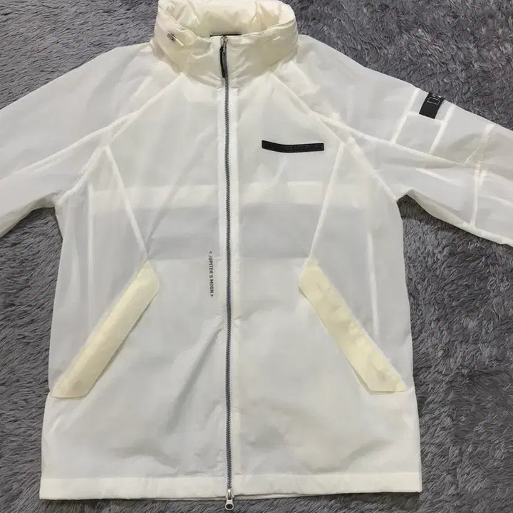 [BUNJANG] National Geographic Europa Lightweight Windbreaker Jacket / L] 내셔널지오그래픽 유로파 홑겹 바람막이 자켓