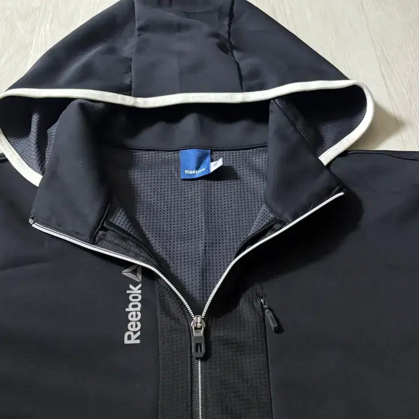 [BUNJANG] Reebok Speedwick Track Top Jersey (Size 110) / 리복 스피드윅 트랙탑 져지 110