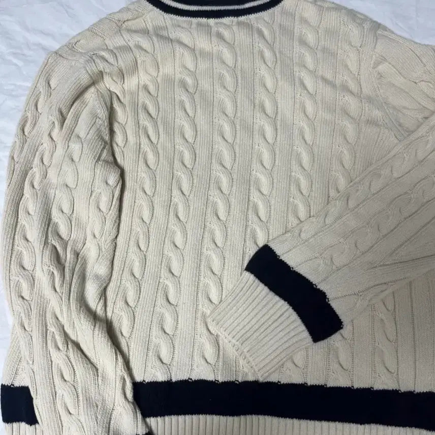[BUNJANG] Clove Oxford Knit Sweater / 클로브 옥스포드 니트(정가 178,000원)
