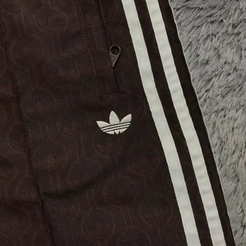 [BUNJANG] Adidas 70s Oversized Track Pants / [[여성 M,24년,새상품급] 아디다스 70S 오버사이즈 트랙팬츠p118