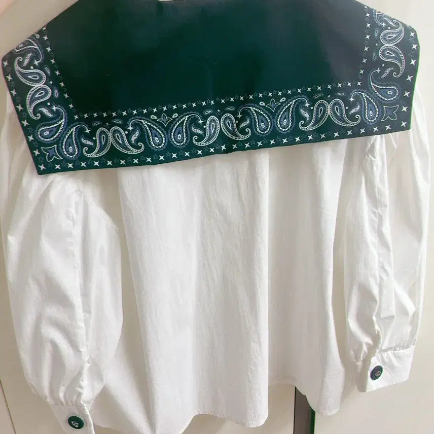 [BUNJANG] Lucky Chouette An Yujin Sailor Blouse / 럭키슈에뜨 안유진 세일러 블라우스 36