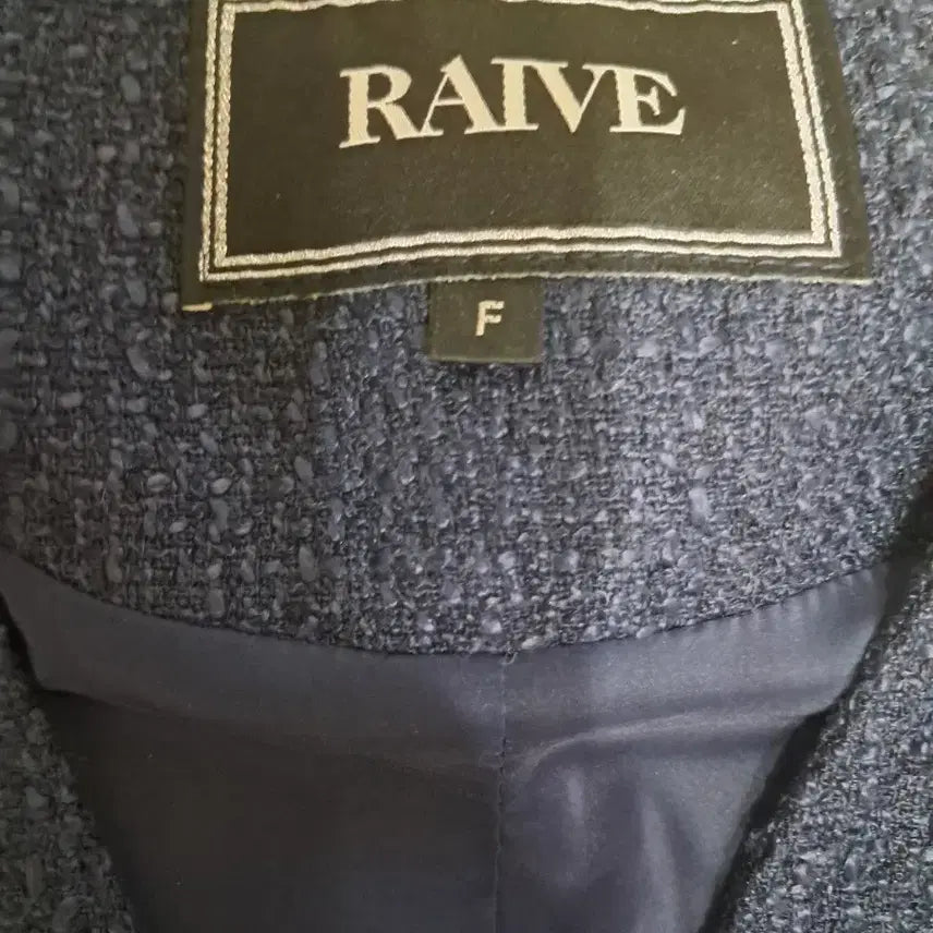 [BUNJANG] RAIVE Navy Tweed Cropped Jacket / Raive 레이브 네이비 트위드 크롭 자켓